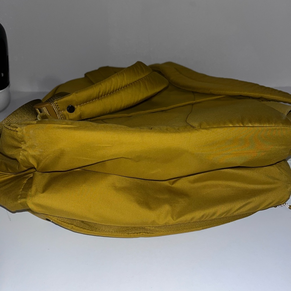 Lululemon backpack - Picture 4 of 6